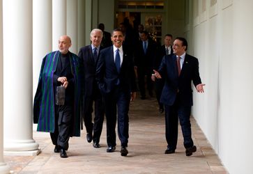 Hamid Karzai, Joe Biden, Barack Obama und Zardari (2009), Archivbild