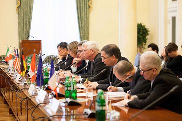 G7 Repräsentanten Bild: National Bank Of Ukraine, on Flickr CC BY-SA 2.0