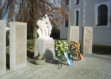 Kriegerdenkmal für die Gefallenen der beiden Weltkriege