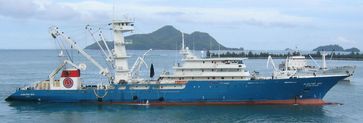 The factory tuna purser Albatun Dos operating around the Seychelles Islands