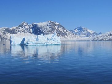 Eisberge im Südwesten Grönlands.
Quelle: Foto: Thomas Juul-Pedersen, GINR (idw)