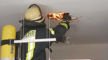 Brandbekämpfung (Foto: Feuerwehr Celle)