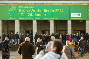 Internationale Grüne Woche 2014, morgendlicher Messebeginn am Haupteingang. Bild: Messe Berlin GmbH