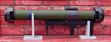 MATADOR (Man-portable Anti-Tank Anti-DOoR) Raktenwerfer