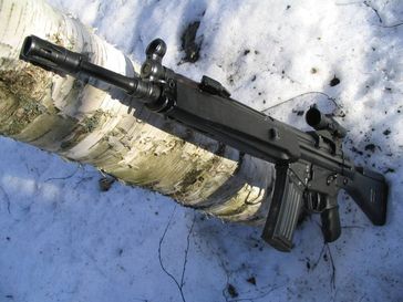 German HK33A2 with a Trijicon ACOG optical sight (Sturmgewehr)