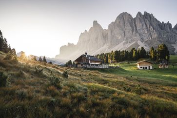 Südtirol öffnet Hotels ab Ende Mai und regelt Sicherheitsstandards.  Bild: "obs/IDM Südtirol/IDM Südtirol/Alex Moling"