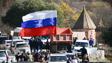 Russische Friedenstruppen beim armenischen Kloster Dadiwank, 14.11.2020