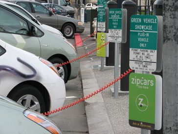 Elektro-Ladestation des weltweit größten Carsharing-Anbieters Zipcar in San Francisco