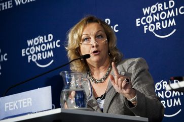Maria Fekter beim Weltwirtschaftsforum, 2011