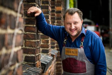 Sebastian Lege deckt die Tricks der Lebensmittelindustrie auf. Bild: ZDF und Willi Weber Fotograf: Willi Weber