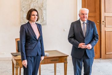 Bundespräsident Frank-Walter Steinmeier empfängt Sviatlana Tsikhanouskaya in Berlin.  Bild: BKHS/Svea Pietschmann Fotograf: Svea Pietschmann