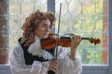 Antonio Vivaldi (Sokol Prekalori)  Bild: © 2019 Thomas Bresinsky Fotograf: ARTE G.E.I.E.