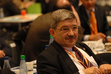 Caffier auf dem CDU-Parteitag 2012