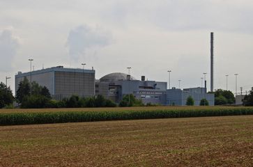 Das Kernkraftwerk Obrigheim (KWO), Baden-Württemberg: Druckwasserreaktor, 357 MW, Inbetriebnahme 1968, Abschaltung Mai 2005, derzeit im Rückbau.