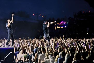 Kool Savas (rechts) bei dem Splash! Festival (2017)