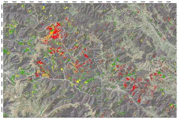 Beispielhafter ca. 1000 m² großer Ausschnitt aus einem Landsat-Satellitenbild von Nordrumänien. Farblich gekennzeichnet ist der Waldverlust in unterschiedlichen Zeitperioden (blau 1988-89; gelb 1989-94; grün 1994-2002; orange 2002-2006; rot 2006-2009), errechnet auf der Basis fernerkundlicher Analysemethoden. Bild: Humboldt-Universität zu Berlin