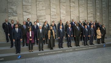 Gruppenbild der NATO-Verteidigungsminister, Brüssel, 13.10.2022