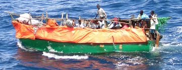 Somalisches Flüchtlingsboot im Indischen Ozean