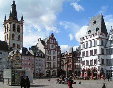 Trier: Hauptmarkt im Zentrum