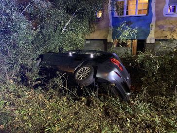 Aufwendige Bergung nach Verkehrsunfall Bild: Feuerwehr