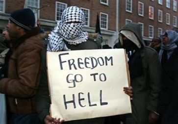 Ein Islamistischer Demonstrant (Symbolbild)