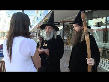 Bild: Screenshot Video: "Canterbury Wizard a city icon" (https://youtu.be/AhIAhkgdYjk) / Eigenes Werk