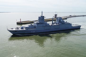 Am 02.06.2020 ist die Fregatte „Nordrhein-Westfalen“ aus ihrem zukünftigen Heimathafen ausgelaufen. Bild: Bundeswehr