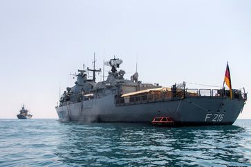 Fregatte Schleswig-Holstein im Hafen von Catania am 04.07.2015. (Symbolbild)