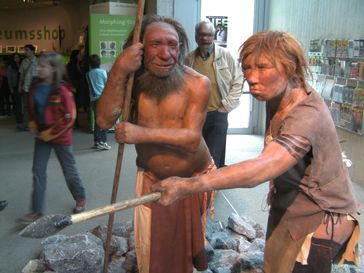 Neandertaler: Rekonstruktion im Neanderthal Museum