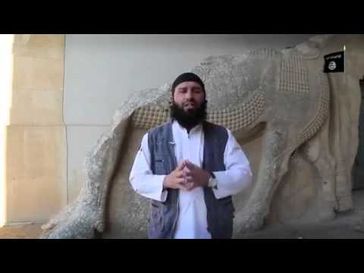 Screenshot aus dem Youtube Video "ISIS zerstört Kulturgüter von Jahrtausendenüber torchbrowser com"