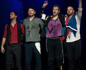 Guy Berryman, Jonny Buckland, Chris Martin, Will Champion (v.l.n.r., 2008). Bild: Karl Axon