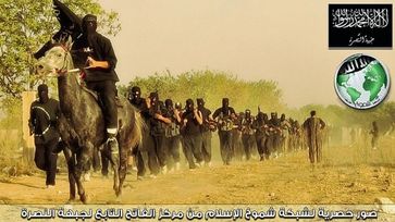 Jabhat al-Nusra fighters in training. Bild: wikicommons
