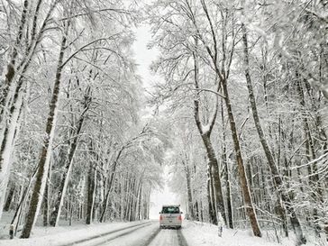 Schneefall, Winter, Glätte (Symbolbild)