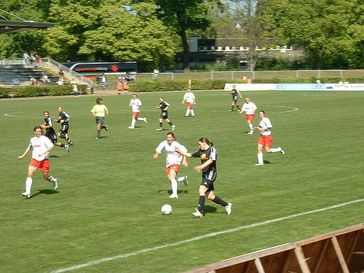 Frauenfußball (Symbolbild)