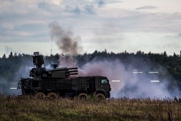 Ein russisches Flugabwehrraketensystem Panzir-S (Archivbild)