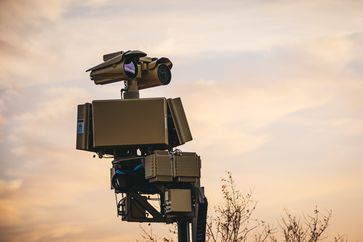 Das System ASUL, Abwehrsystem unbemannte Luftfahrzeuge, ist als stationäres System vor allem für den Feldlagerschutz konzipiert. Bild: Bundeswehr Fotograf: Patrik Bransmöller