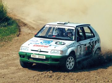SKODA FELICIA KIT CAR: 1995 nahm das Team SKODA Motorsport an insgesamt 24 Rallyes teil Bild: SMB Fotograf: Skoda Auto Deutschland GmbH