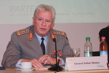 General Volker Wieker (2014)