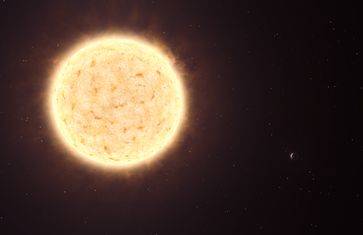 Ein Exoplanet (rechts) aus einer anderen Galaxie und sein Stern (links): Künstlerische Darstellung des gelblichen Sterns HIP 13044 und, rechts unten, seines Planeten HIP 13044 b. HIP 13044 gehört zum Helmi-Sternstrom, einem Überrest einer Zwerggalaxie, die vor Milliarden von Jahren von der Milchstraße geschluckt wurde. Bild: ESO/L. Calçada