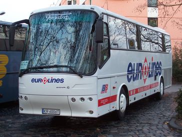 Fernlinienbus der Eurolines nach Polen