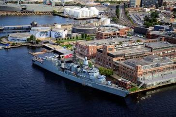 Fregatte "Niedersachsen" im Hafen von Baltimore.Foto: Jack Hardway