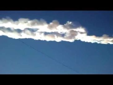 Screenshot aus dem Youtube Video "Exploding meteor over Russia 15/02/2013"