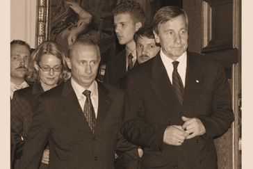 Wladimir Putin und Wolfgang Clement (Archivbild)
