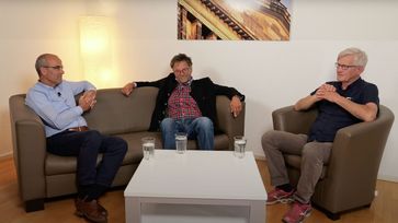 v.l.n.r. Rainer Rothfuß, Diether Dehm, Hermann Ploppa (2025) Bild: Screenshot Youtube
