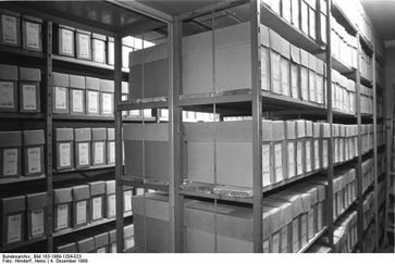 Bezirks-Archiv in Erfurt, 4. Dezember 1989