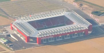 Luftaufnahme des Stadions von FSV Mainz 05