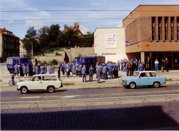 Gründungsveranstaltung des ersten THW-Ortsverbandes in den neuen Bundesländern in Halberstadt am 29.06.1991. Bild: THW