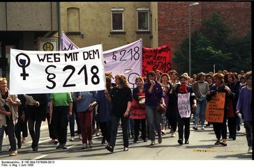 Demonstration für Abtreibung und gegen § 218 in Göttingen, 1988