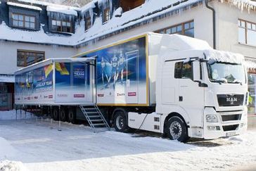 Petter Northug, Norwegens Ausnahme-Langläufer, kommt mit einem eigenen Bus. Bild: VIESSMANN/NordicFocus