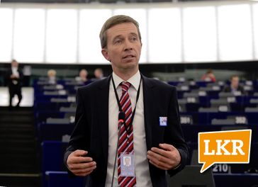 LKR, Bernd Lucke und die Liberal-Konservativen Reformer zur Europawahl zugelassen / MdEP Bernd Lucke, LKR, im Europaparlament. Bild: "obs/LKR - Die Eurokritiker"